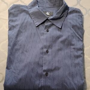 Calvin Klein Men's Large Long Sleeve Dark Blue Striped Shirt
